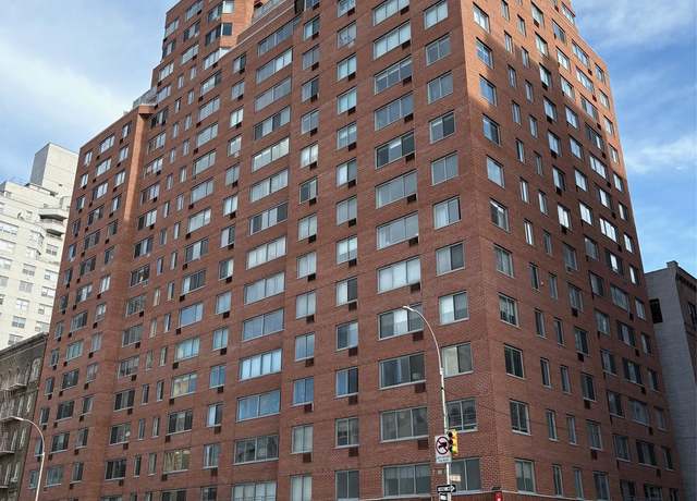 Property at 175 W 12th St Unit 2D, New York (manhattan), NY 10011, 2 beds, 2 baths