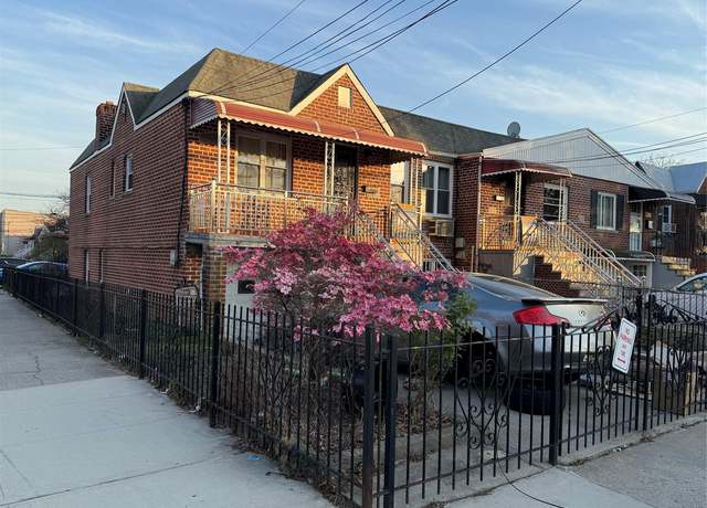 Property at 2866 Philip Ave, Bronx, NY 10465, 3 beds, 2.5 baths