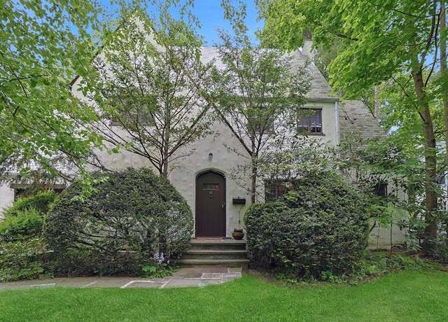 Property at 10 River Rd, Scarsdale, NY 10583, 5 beds, 4 baths