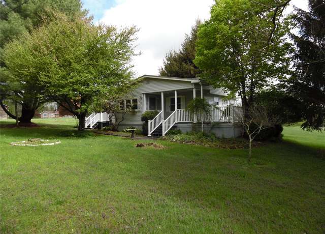 Property at 8 Crumley Van Vactor Rd, Ferndale, NY 12734, 2 beds, 1.5 baths