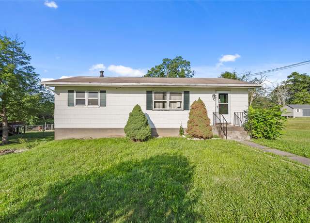 Property at 512 Riley Rd, New Windsor, NY 12553, 3 beds, 1 bath