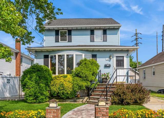 Property at 105 Howell St, Bellmore, NY 11710, 3 beds, 1.5 baths