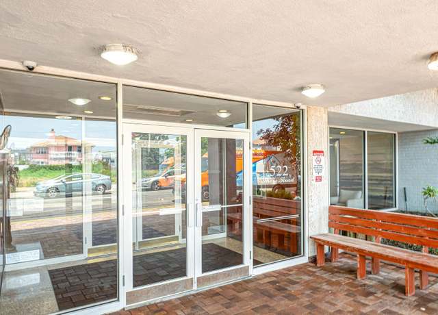 Property at 522 Shore Rd Unit 1D, Long Beach, NY 11561, 1 bed, 1 bath