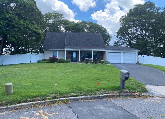 Property at 5 Hysler Ct, Coram, NY 11727, 4 beds, 2 baths