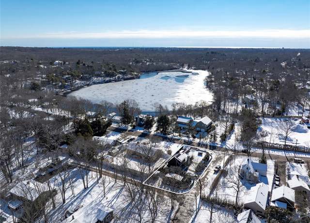 Property at 37 Little Fresh Pond Rd, Southampton, NY 11968, 3 beds, 3 baths