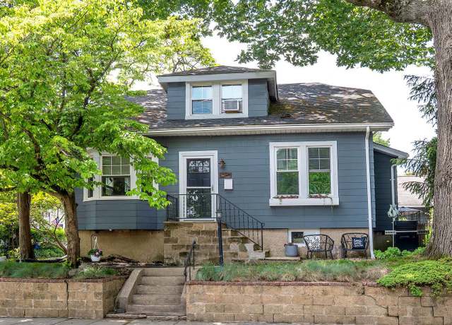 Property at 148 Main Ave, Sea Cliff, NY 11579, 5 beds, 2 baths