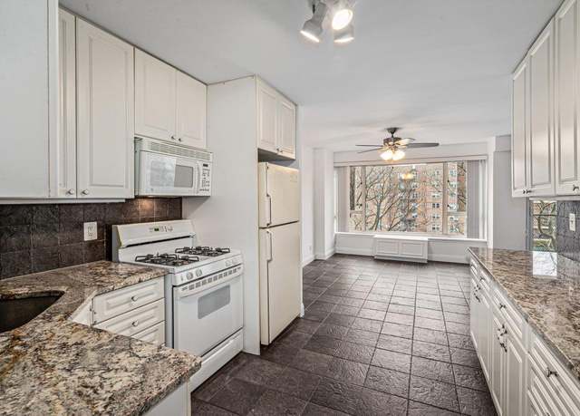 Property at 166-25 Powells Cove Blvd Unit 5C, Beechhurst, NY 11357, 2 beds, 2 baths