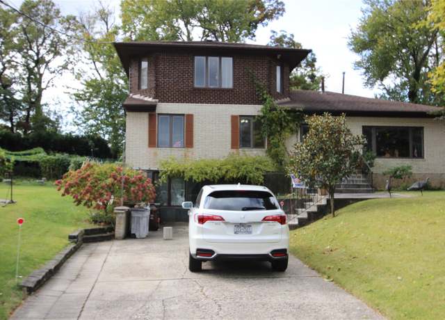 Property at 198-46 Epsom Crse, Holliswood, NY 11423, 4 beds, 3 baths