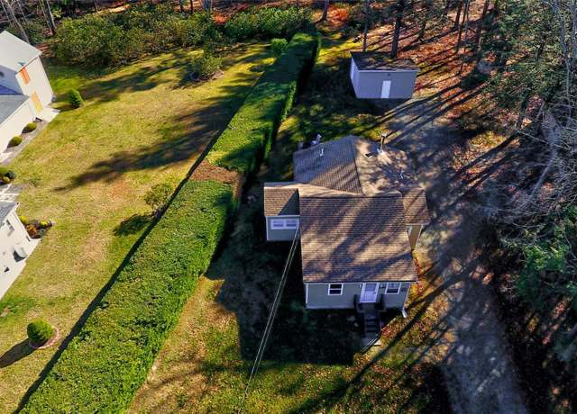 Property at 17 Smith Rd, Wurtsboro, NY 12790, 2 beds, 1 bath