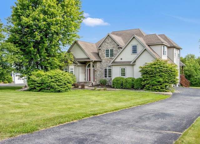 Property at 32 Gellatly Dr, Wappingers Falls, NY 12590, 3 beds, 3 baths