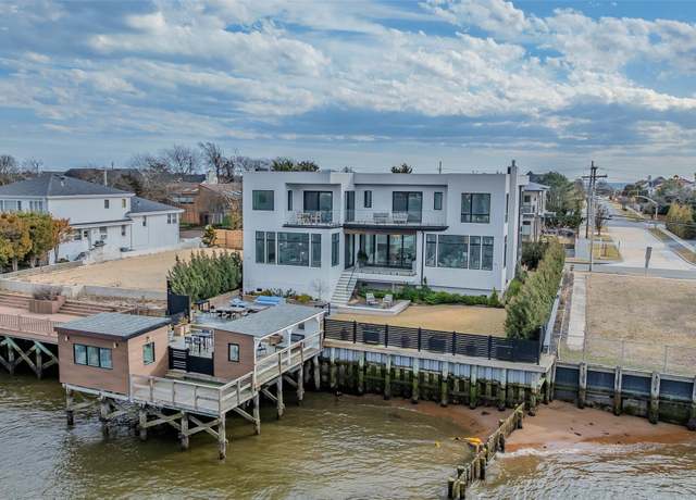 Property at 1770 Bay Blvd, Atlantic Beach, NY 11509, 8 beds, 8.5 baths