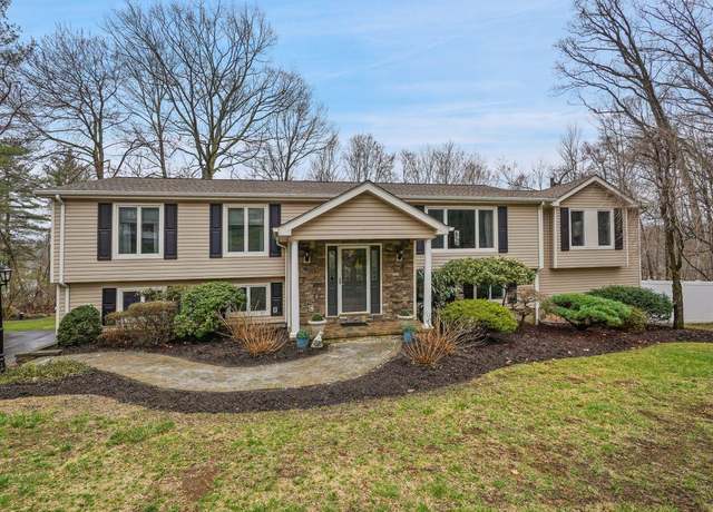 Property at 41 Astor Dr, Mahopac, NY 10541, 3 beds, 3 baths
