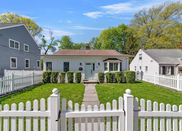 Property at 15 Elmore Ave, Croton-on-hudson, NY 10520, 3 beds, 2.5 baths