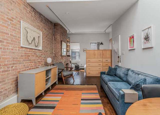 Property at 351 W 53 W Unit 4E, New York (manhattan), NY 10019, 1 bath