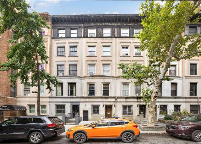 Property at 313 W 71st St, New York (manhattan), NY 10023, 7 beds, 6.5 baths