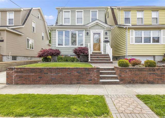 Property at 947 N 6th St, New Hyde Park, NY 11040, 3 beds, 2 baths
