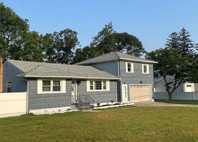 Property at 2114 Julia Goldbach Ave, Ronkonkoma, NY 11779, 5 beds, 3 baths
