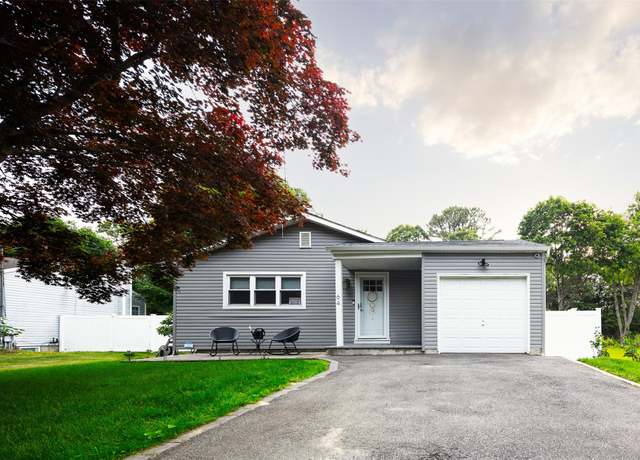 Property at 64 Wellington Rd, Middle Island, NY 11953, 3 beds, 2 baths