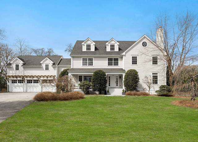 Property at 803 Oakwood Rd, Mamaroneck, NY 10543, 5 beds, 5 baths