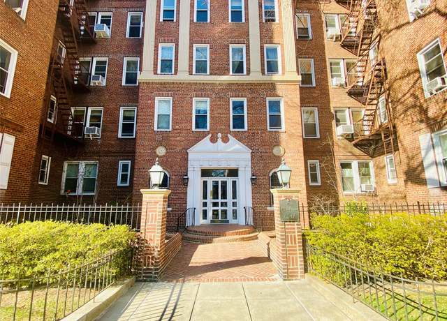 Property at 72-17 34th Ave Unit 1M, Jackson Heights, NY 11372, 1 bed, 1 bath
