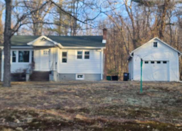 Property at 341 Oregon Trl, Pine Bush, NY 12566, 2 beds, 1 bath