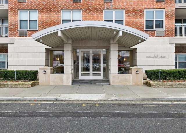 Property at 410 E Broadway Unit LH, Long Beach, NY 11561, 1 bath