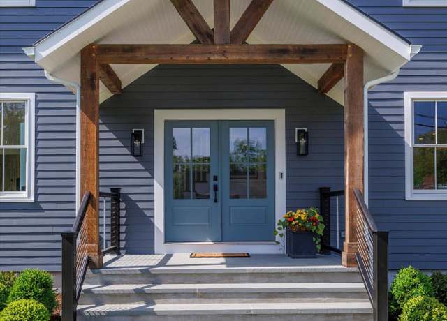 Property at 480 Ackerly Pond Ln, Southold, NY 11971, 5 beds, 5.5 baths