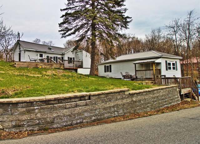 Property at 204-208 South St, Marlboro, NY 12542, 3 beds, 3 baths