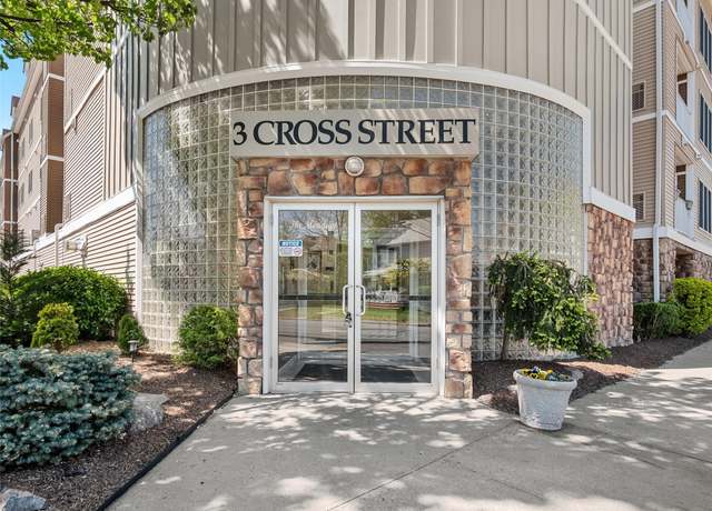 Property at 3 Cross St #202, Suffern, NY 10901, 2 beds, 2 baths