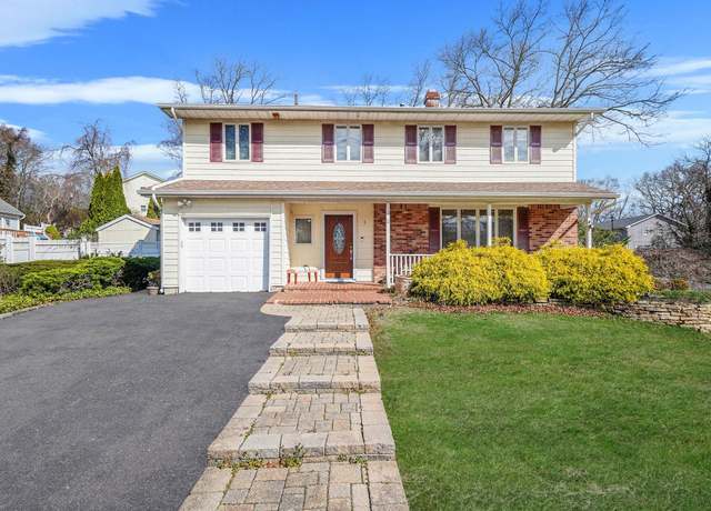 Property at 1 Pine Rd, Rocky Point, NY 11778, 4 beds, 2.5 baths