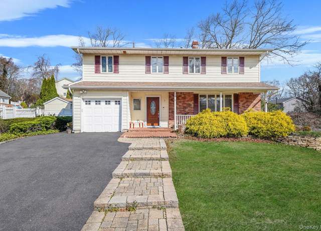Property at 1 Pine Rd, Rocky Point, NY 11778, 4 beds, 2.5 baths