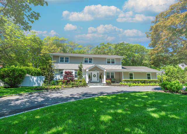 Property at 21 Grayon Dr, Dix Hills, NY 11746, 4 beds, 2.5 baths