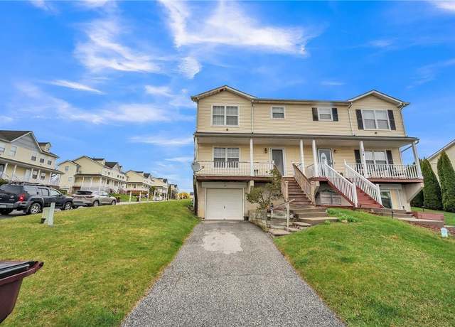 Property at 176 Darin Rd, Warwick, NY 10990, 3 beds, 2.5 baths