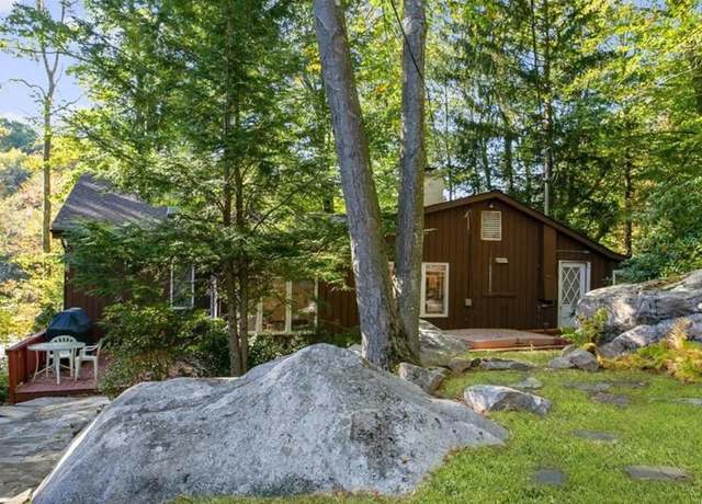 Property at 19 Colonel Ct, Holmes, NY 12531, 3 beds, 2 baths