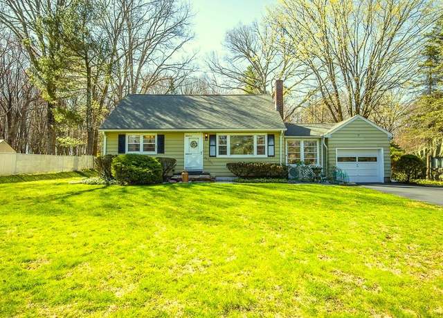Property at 19 Dolson Rd, Monsey, NY 10952, 4 beds, 2 baths