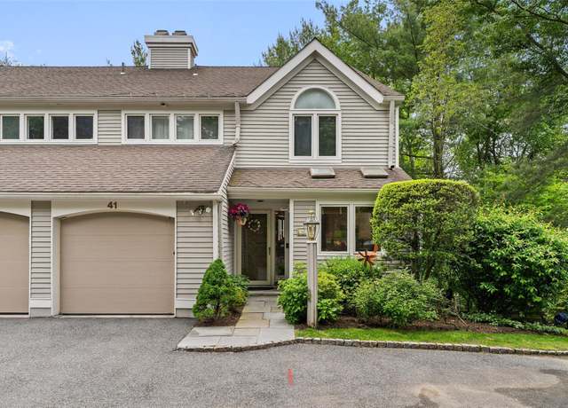Property at 41 Boulder Ridge Rd, Scarsdale, NY 10583, 4 beds, 2.5 baths