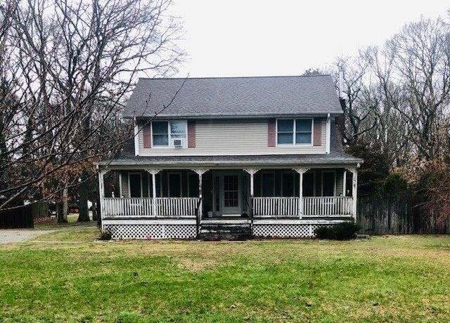 Property at 19 Firdale St, Centereach, NY 11720, 3 beds, 2 baths