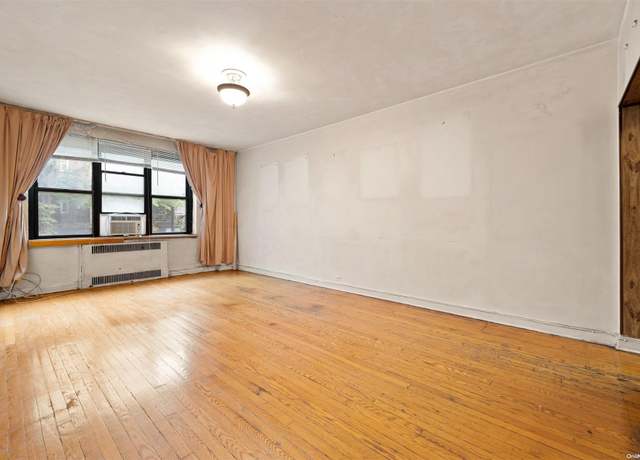 Property at 34-40 79th St Unit 1E, Jackson Heights, NY 11372, 3 beds, 2 baths