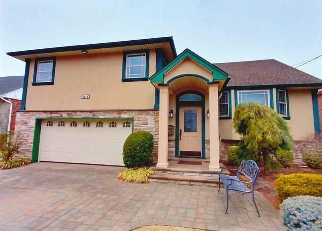 Property at 3410 Fairway Rd, Oceanside, NY 11572, 5 beds, 3.5 baths