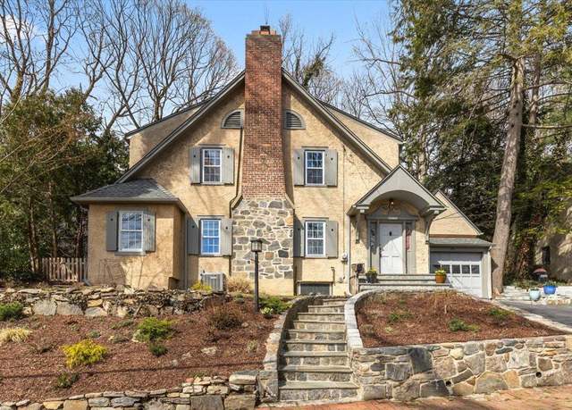 Property at 75 Edgemont Rd, Scarsdale, NY 10583, 4 beds, 2.5 baths