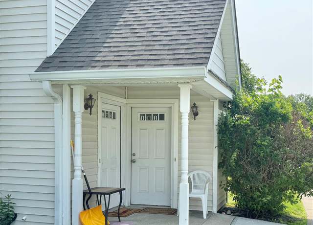 Property at 181 Ruth Ct, Middletown, NY 10940, 2 beds, 2 baths