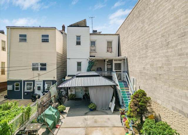 Property at 4579 Furman Ave, Bronx, NY 10470, 3 beds, 2.5 baths