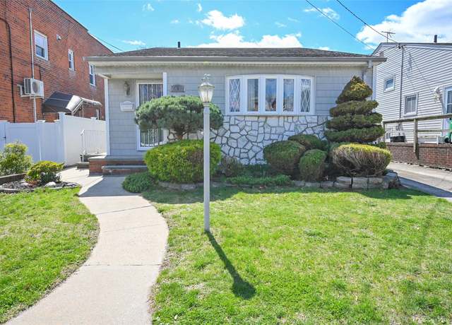 Property at 154-62 20 Rd, Whitestone, NY 11357, 3 beds, 2 baths