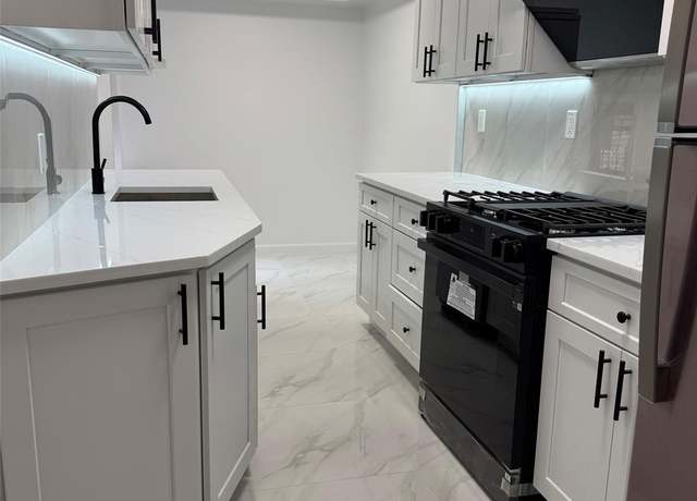 Property at 33-07 91 St Unit 2A, Jackson Heights, NY 11372, 2 beds, 1.5 baths