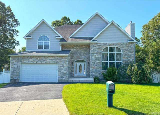 Property at 54 Gaetano Ln, Coram, NY 11727, 4 beds, 4 baths