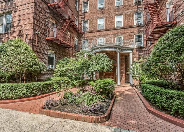 Property at 111-39 76 Rd Unit B7, Forest Hills, NY 11375, 1 bed, 1 bath