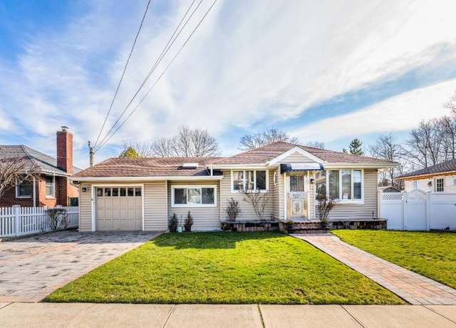 Property at 2691 Harrison Ave, Oceanside, NY 11572, 3 beds, 2 baths