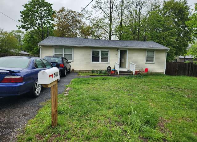 Property at 548 Taylor Ave, East Patchogue, NY 11772, 4 beds, 1 bath