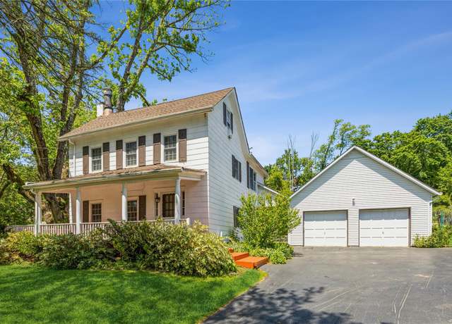 Property at 124 Willow Tree Rd, Monsey, NY 10952, 3 beds, 1.5 baths