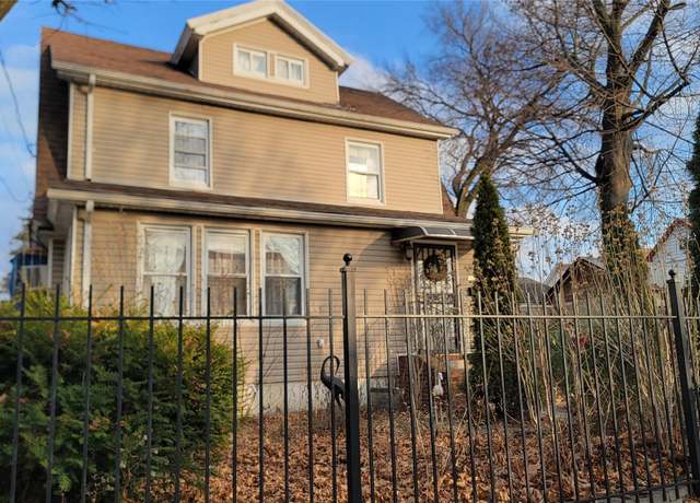 Property at 105-11 187th St, Saint Albans, NY 11412, 3 beds, 2.5 baths